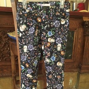 Cute  Vigoss Jeggings Size 8